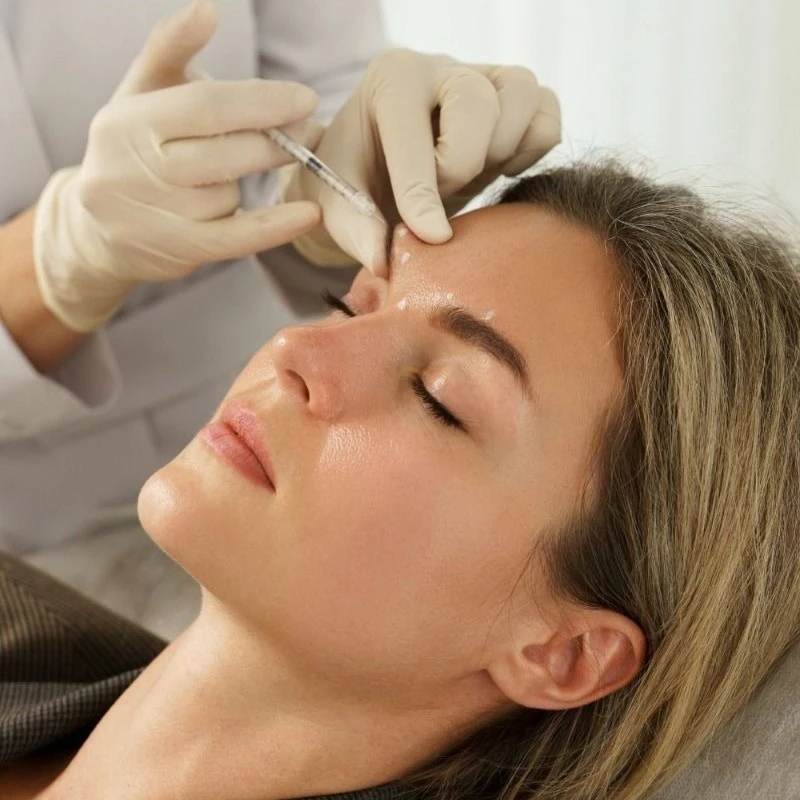 Aplicación de toxina botulínica